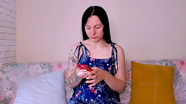 Elle Pearl  online show from 05/14/26, 05:36