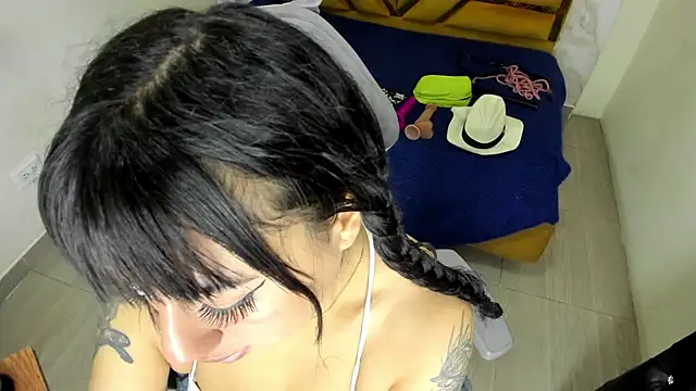 Soleil 66 online show from 02/15/26, 03:58