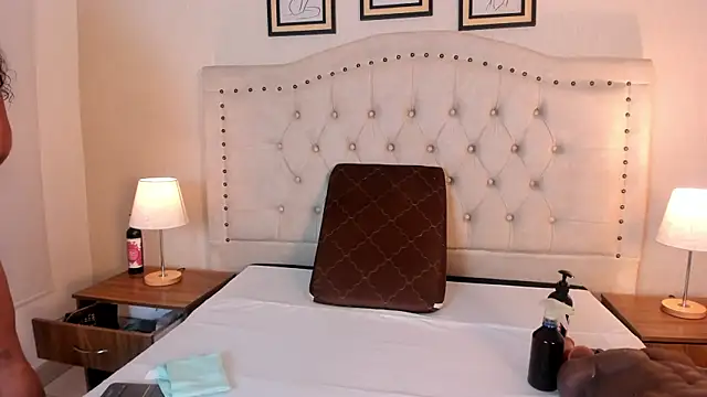 vivi ruby online show from 03/25/26, 06:03