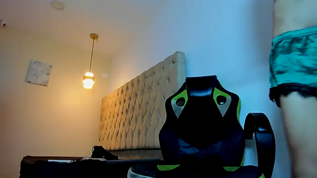 Snapshot of Darkknightx01 chatting on 10/09/25, 08:18 Darkknightx01 online show from 10/09/25, 08:18