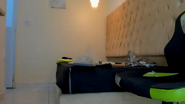 Snapshot of Darkknightx01 chatting on 10/30/25, 02:02 Darkknightx01 online show from 10/30/25, 02:02