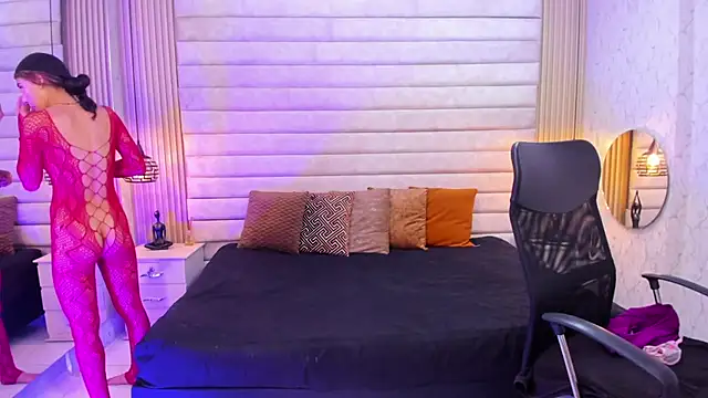 VictoriaaBlair online show from 04/22/26, 07:59