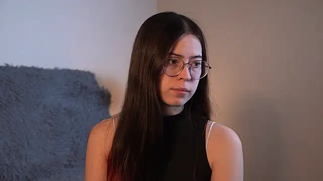 ywixos online show from 12/19/25, 02:24