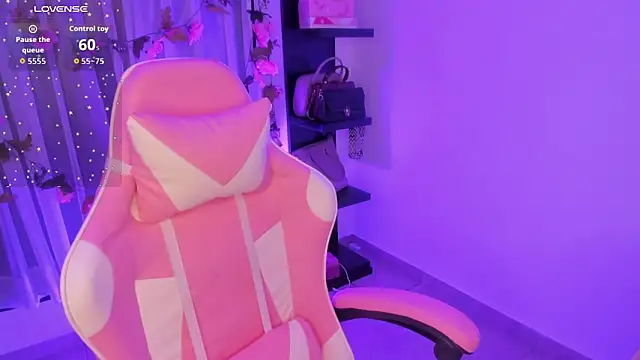 megara x  online show from 02/18/26, 03:13