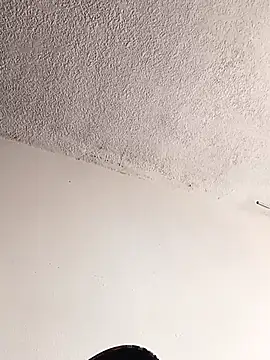 Snapshot of leon8013A chatting on 10/31/25, 03:13 leon8013A online show from 10/31/25, 03:13