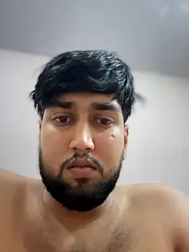 Snapshot of aka_big chatting on 12/22/25, 02:36 aka big online show from 12/22/25, 02:36