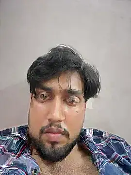 Snapshot of aka_big chatting on 02/08/26, 05:49 aka big online show from 02/08/26, 05:49