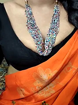 Snapshot of Hotty_Sonali chatting on 09/10/25, 02:28 Hotty Sonali online show from 09/10/25, 02:28