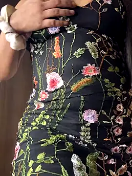 Snapshot of Cute-Sakhi chatting on 10/25/25, 02:13 Cute-Sakhi online show from 10/25/25, 02:13