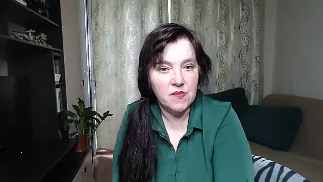 Snapshot of Illusionq chatting on 06/15/26, 10:28 Illusionq online show from 06/15/26, 10:28