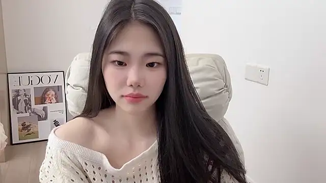 suki-1 online show from 02/17/26, 09:06