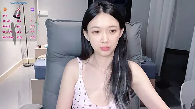 NiNi-baby520 online show from 11/02/25, 07:33