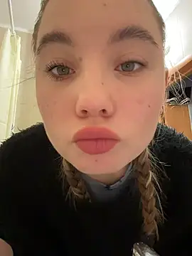 StephanieMur online show from 11/25/25, 04:01