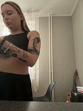 StephanieMur online show from 11/28/25, 03:09