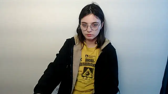 Sun Shine   online show from 02/09/26, 01:04