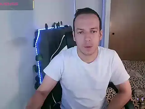 Snapshot of Cerso1 chatting on 07/06/26, 02:03 Cerso1 online show from 07/06/26, 02:03