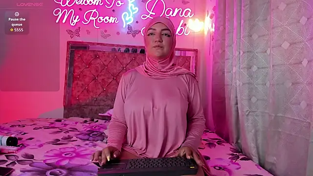 Dana-Alabi online show from 03/26/26, 01:28