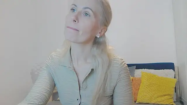 Lika Soul online show from 10/14/25, 04:08