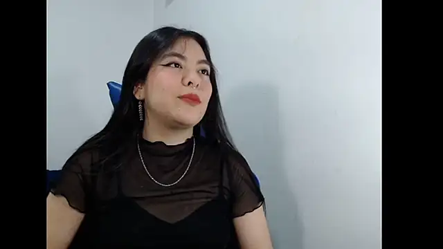 Snapshot of EloiseJun chatting on 05/06/26, 06:41 EloiseJun online show from 05/06/26, 06:41