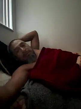 julio p online show from 10/19/25, 12:17