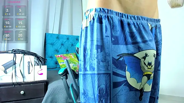 Snapshot of _taylor_black chatting on 09/16/25, 08:32 taylor black online show from 09/16/25, 08:32