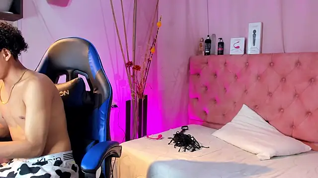  taylor black online show from 03/22/26, 10:24