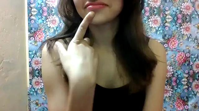 Snapshot of sahki_90 chatting on 09/14/25, 07:29 sahki 90 online show from 09/14/25, 07:29