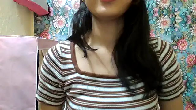 Snapshot of sahki_90 chatting on 10/10/25, 02:38 sahki 90 online show from 10/10/25, 02:38