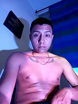 Snapshot of dereck14c chatting on 09/12/25, 03:28 dereck14c online show from 09/12/25, 03:28