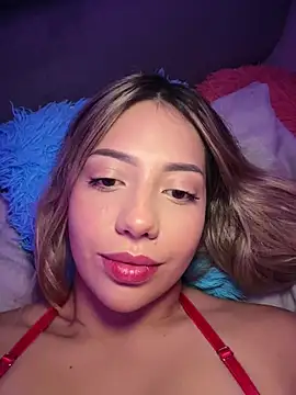 MissCat  online show from 11/21/25, 02:10