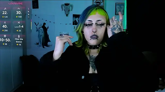 kattusauruss online show from 04/23/26, 03:52