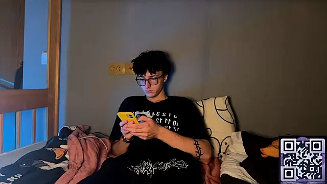 8goat online show from 10/18/25, 10:43