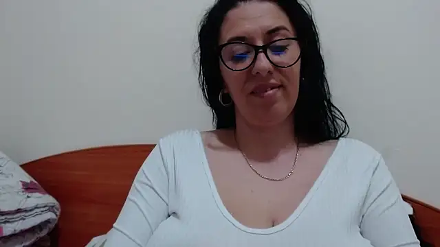 jollene online show from 04/18/26, 01:48