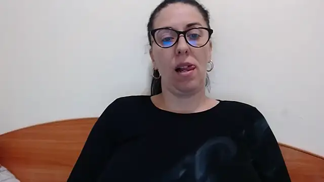 Snapshot of jollene chatting on 05/30/26, 12:02 jollene online show from 05/30/26, 12:02