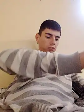 Snapshot of La_Cosita_69 chatting on 01/07/26, 12:07 La Cosita 69 online show from 01/07/26, 12:07