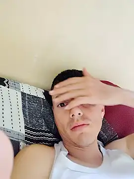 Snapshot of La_Cosita_69 chatting on 01/12/26, 03:39 La Cosita 69 online show from 01/12/26, 03:39