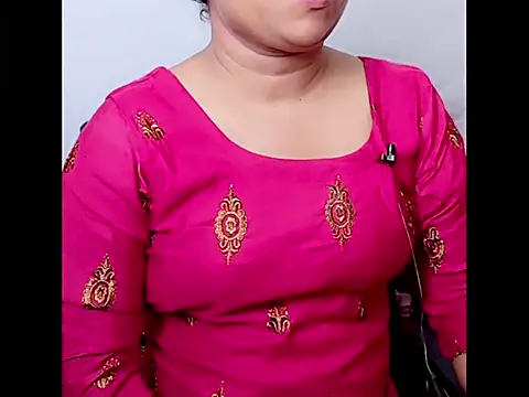 LushVamp online show from 09/12/25, 09:20