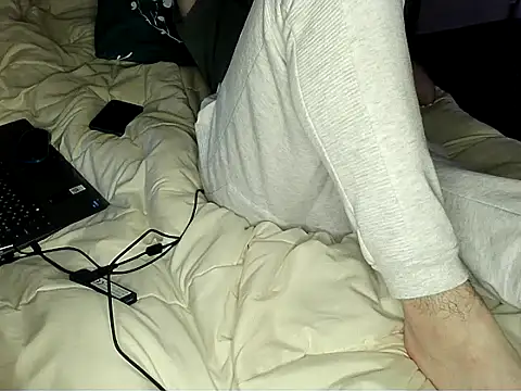 Snapshot of bul_boy chatting on 02/26/26, 07:35 bul boy online show from 02/26/26, 07:35