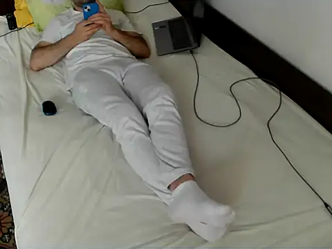 bul boy online show from 04/20/26, 12:30