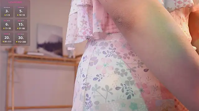 MoiraEger online show from 11/25/25, 04:07