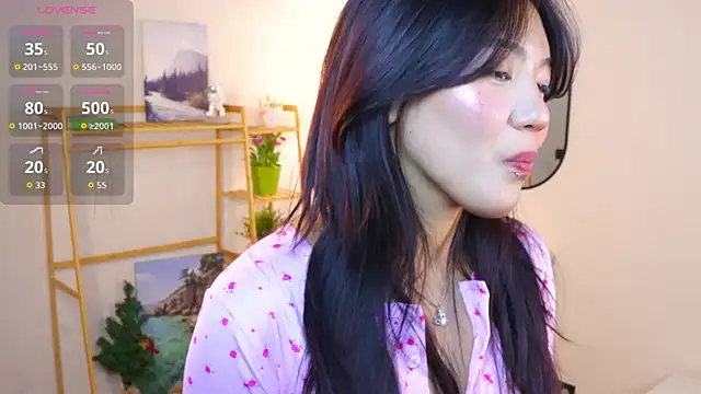 MoiraEger online show from 02/04/26, 04:02