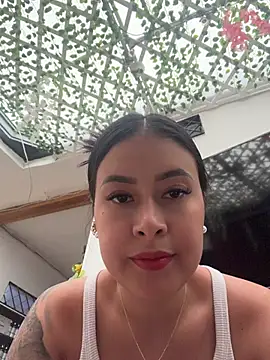 Snapshot of CrisMarulanda chatting on 07/28/26, 06:42 CrisMarulanda online show from 07/28/26, 06:42