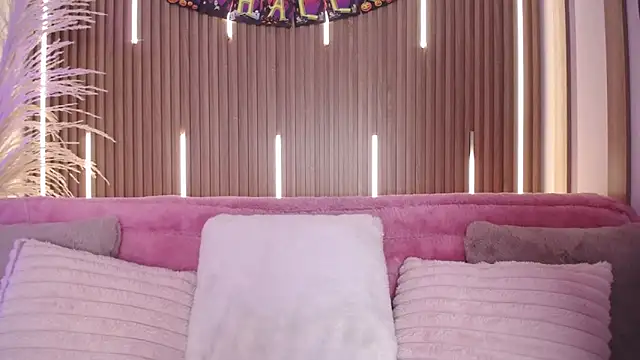 MylaDreams online show from 10/18/25, 03:42