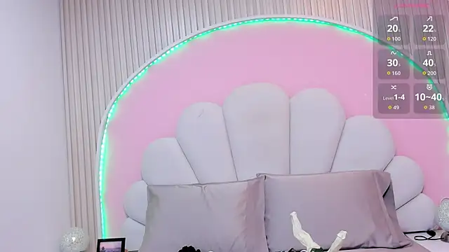 hinata dolly online show from 10/04/25, 08:12