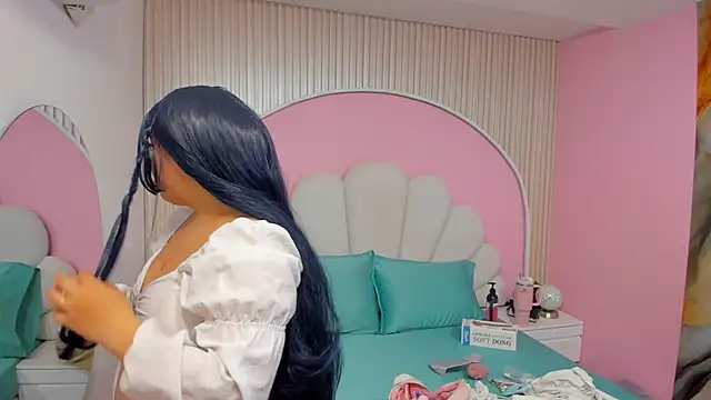 hinata dolly online show from 04/23/26, 11:09