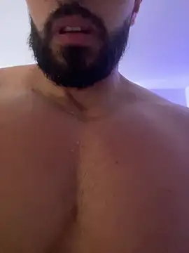 Snapshot of magnumchris chatting on 02/05/26, 02:22 magnumchris online show from 02/05/26, 02:22