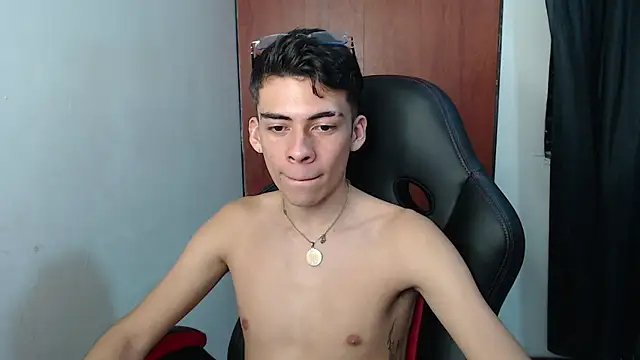 Rimuru17 online show from 04/07/26, 04:35