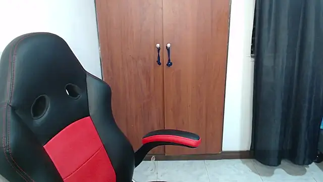 Rimuru17 online show from 04/12/26, 04:17