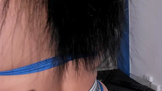 Snapshot of Ibbie_drastic chatting on 11/19/25, 12:05 Ibbie drastic online show from 11/19/25, 12:05