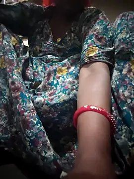 aunty sumy online show from 04/15/26, 02:02